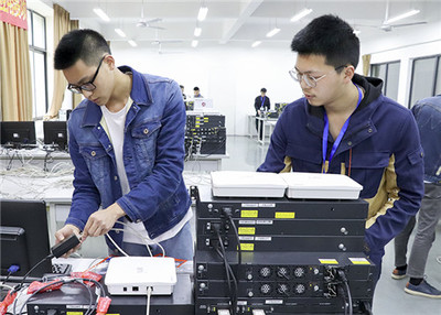 重慶工程職業(yè)技術(shù)學(xué)院學(xué)子于“銳捷杯”計(jì)算機(jī)網(wǎng)絡(luò)應(yīng)用賽項(xiàng)再創(chuàng)佳績(jī)，斬獲一等獎(jiǎng)殊榮